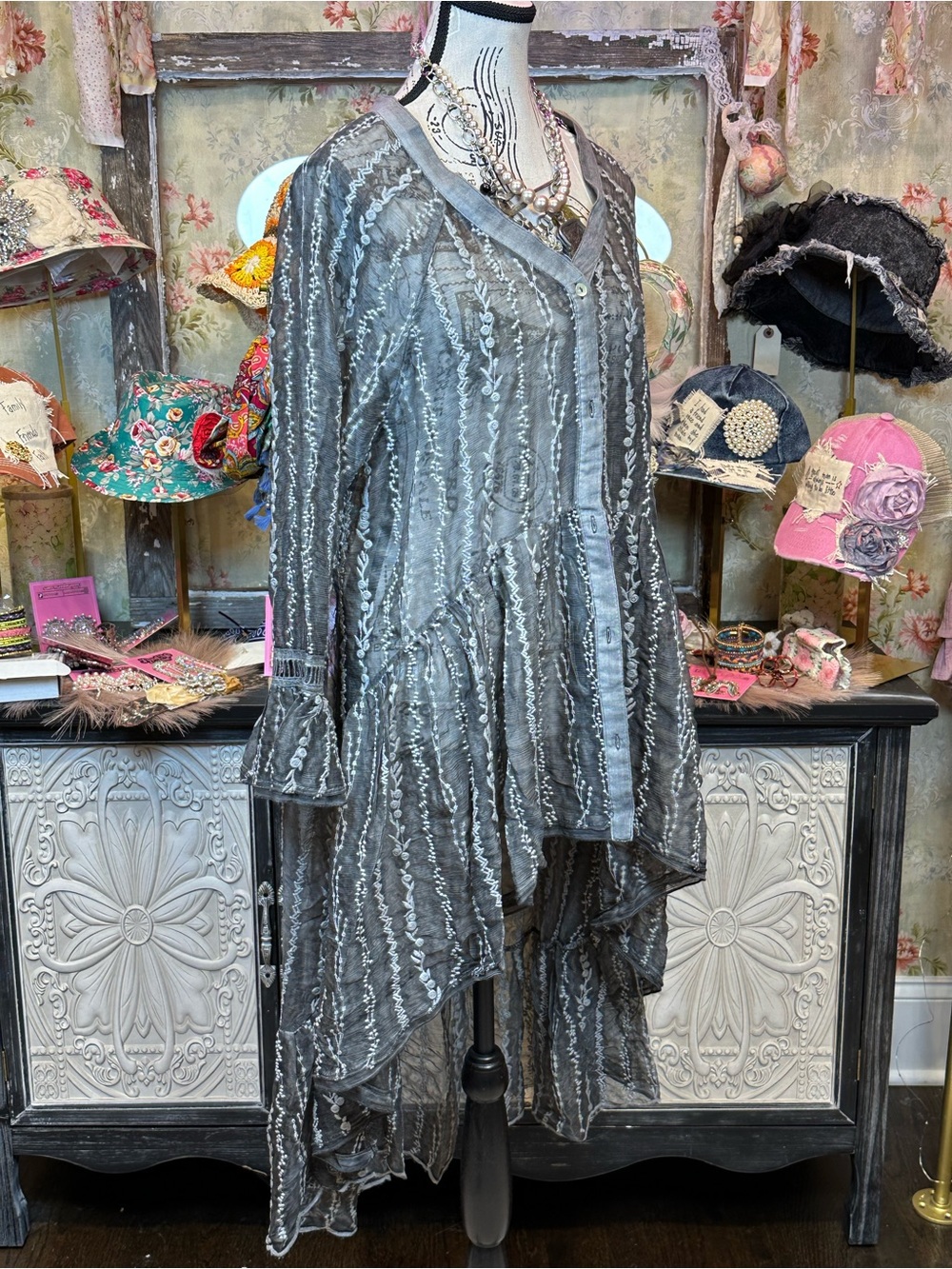 JADED GYPSY EMBROIDERED DUSTER/TOP WITH BUTTONS